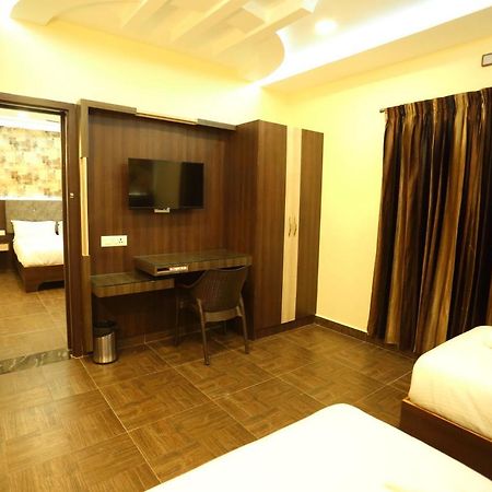 فندق Tiruvannāmalaiفي  Vedha Residency المظهر الخارجي الصورة