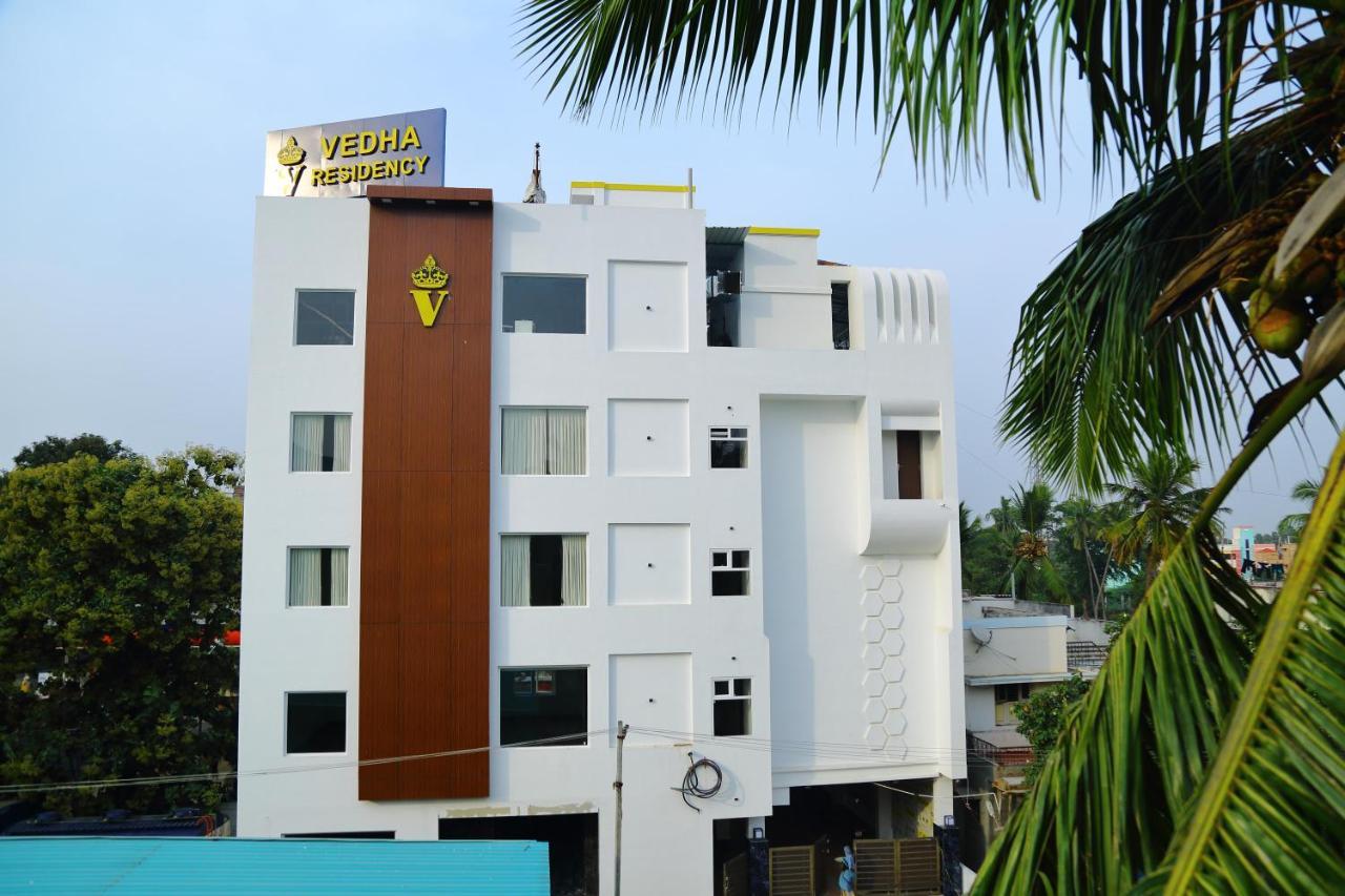 فندق Tiruvannāmalaiفي  Vedha Residency المظهر الخارجي الصورة