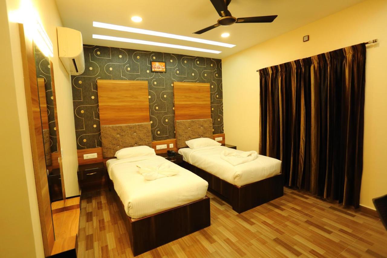 فندق Tiruvannāmalaiفي  Vedha Residency المظهر الخارجي الصورة